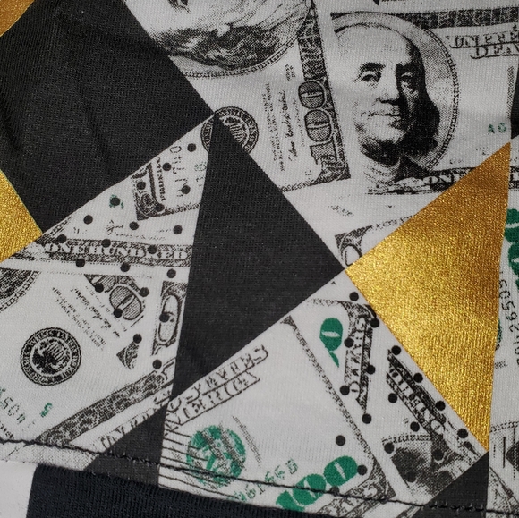 Studio 23 T-shirt - Picture 3 of 3